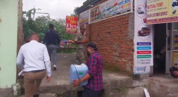  धनबाद के वासेपुर में प्रज्ञा केंद्र संचालक के घर एनआईए का छापा