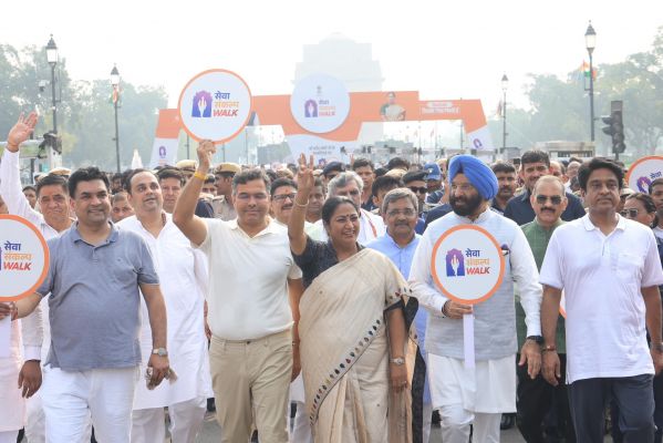 मोदी के जन्मदिन पर दिल्ली में &lsquo;सेवा पखवाड़ा&rsquo; का शुभांरभ, इंडिया गेट पर रक्तदान शिविर, सेवा संकल्प वॉक का आयोजन
