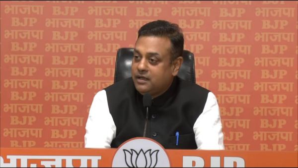 जीएसटी सुधारों के पहले ही दिन गाड़ियों की कीमतों में कमी के कारण बिक्री ने तोड़े सारे रिकॉर्डः संबित पात्रा