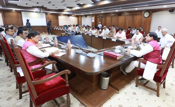 मप्र में पर्यटन स्थलों तक शुरू होगी हेलीकॉप्टर सेवा, 13 मेडिकल कालेजों में 354 नए पद स्वीकृत