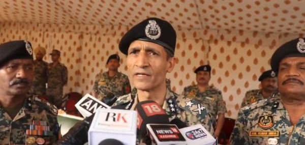 नियंत्रण रेखा के पार लॉन्च पैड्स पर आतंकी कश्मीर में घुसपैठ करने की फिराक में : बीएसएफ आईजी