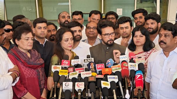  सांसद हेमा मालिनी के नेतृत्व में करूर दौरे पर राजग की टीम, घटना का अवलोकन कर पार्टी नेतृत्व को सौंपेगी रिपोर्ट