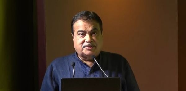 संघ के शताब्दी वर्ष पर गडकरी ने स्वयंसेवकों के योगदान की सराहना की