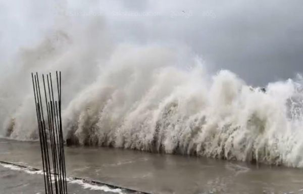 भीषण चक्रवात में बदला 'मोंथा', आज रात तक तट से टकराएगा , शासन व प्रशासन की सभी तैयारियां पूरी