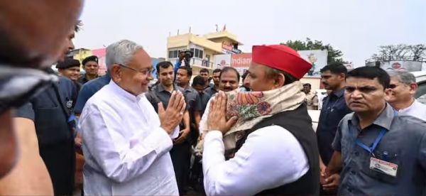 'नीतीश कुमार सिर्फ चुनावी दूल्हा हैं', सपा प्रमुख अखिलेश यादव ने किया तंज