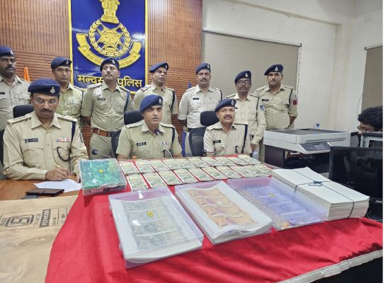 मप्र के मंदसौर में नकली नोटों के अंतरराज्यीय गिरोह का भंडाफोड़, यू-ट्यूब से सीखा बनाना