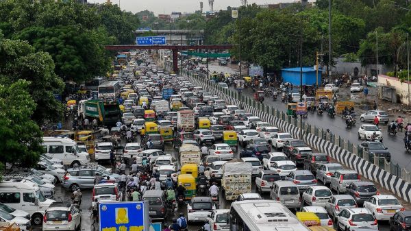 एनएचएआई ने दिल्ली के सुब्रतो पार्क एयरफोर्स स्टेशन के पास सड़क चौड़ीकरण शुरू किया, जाम की समस्या होगी खत्म