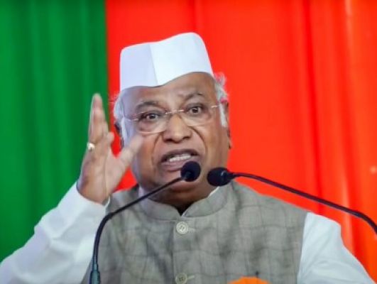 बिहार में मतदान के बीच कांग्रेस नेताओं की अपील, कहा- दलित पिछड़ों और कमजोरों को न्याय दिलाने का समय