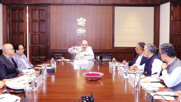 सुरक्षा एजेंसियों को दिल्ली धमाके के प्रत्येक अपराधी की तलाश करने का निर्देश
