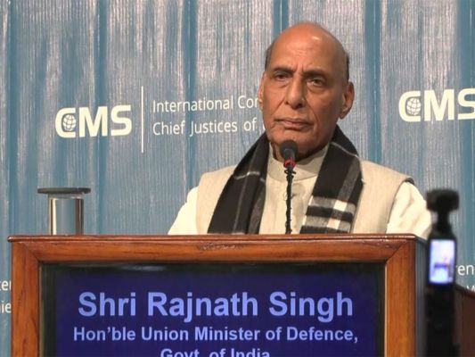  रक्षा मंत्री राजनाथ सिंह बोले&mdash;वैश्विक संघर्षों से निपटने के लिए नए संयुक्त राष्ट्र और अंतर्राष्ट्रीय व्यवस्था की आवश्यकता