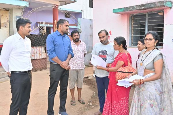 निर्वाचक नामावली के विशेष गहन पुनरीक्षण कार्य में पूर्ण सहयोग प्रदान करे जनता : कलेक्टर