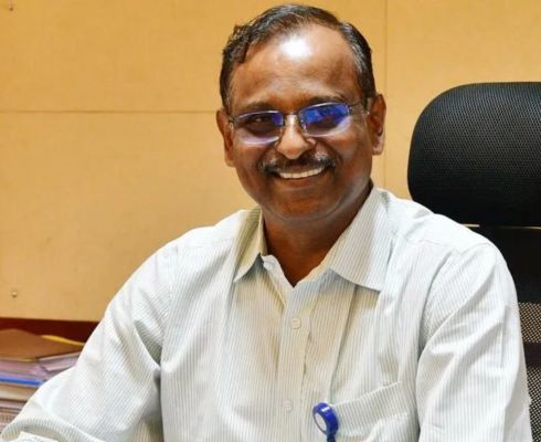  &ldquo;इसरो प्रमुख डॉ. वी. नारायणन ने भारतीय रेलवे की सराहना की, कहा&mdash;जल्द सभी ट्रेनों की होगी रीयल-टाइम निगरानी&rdquo;