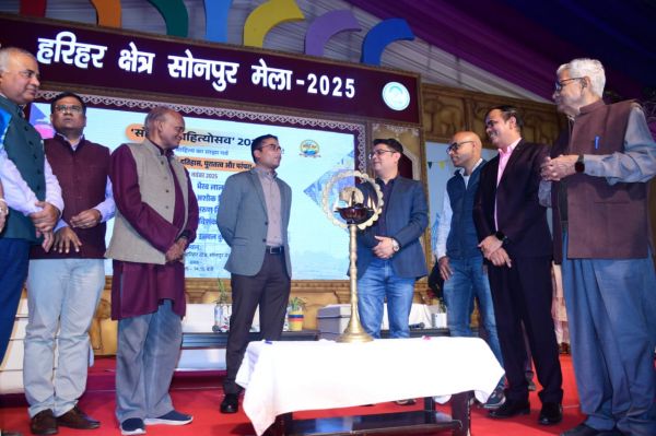  सोनपुर साहित्योत्सव : साहित्य और सृजनधर्मिता का भव्य उत्सव संपन्न