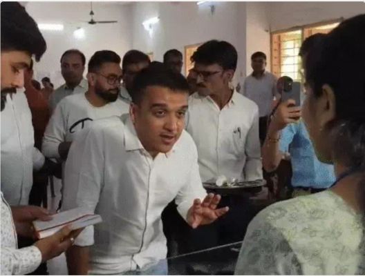 एसआईआर पर गुजरात के उप मुख्यमंत्री हर्ष संघवी ने कहा -क्या बांग्लादेशी घुसपैठिए मेरे देश का नेता तय करेंगे?