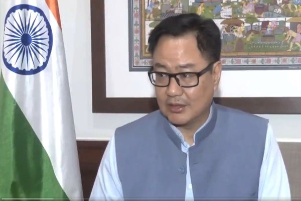 सरकार मतदाता सूचियों के विशेष गहन पुनरीक्षण-एसआईआर और चुनाव सुधारों पर चर्चा के लिए तैयार है: संसदीय कार्य मंत्री किरेन रिजिजू