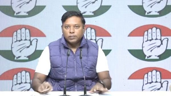 कांग्रेस सांसद सेंथिल ने इंडिगो उड़ान संकट को लेकर केंद्र पर साधा निशाना