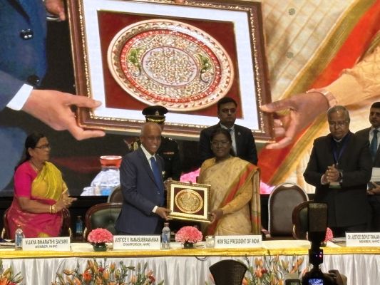  प्रत्येक नागरिक की गरिमा और अधिकारों पर कोई समझौता नहीं हो सकता : राष्ट्रपति