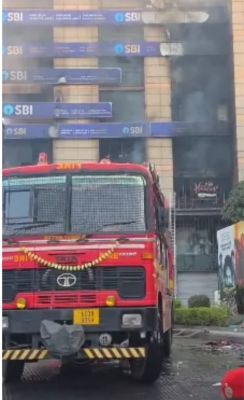 गुवाहाटी के सोहम इंपोरिया में भीषण आग, छह मंजिलें जलकर खाक