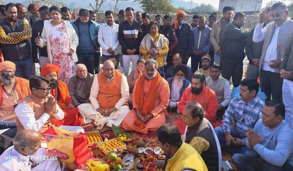  गंगा तटबंध का निर्माण कार्य प्रारंभ