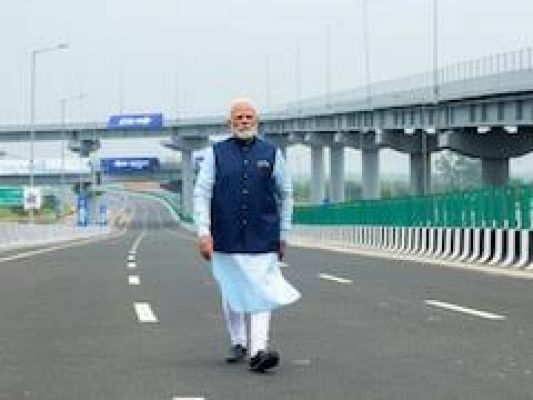 प्रधानमंत्री का पश्चिम बंगाल और असम दौरा आज, करोड़ों की योजनाओं का उद्घाटन व शिलान्यास