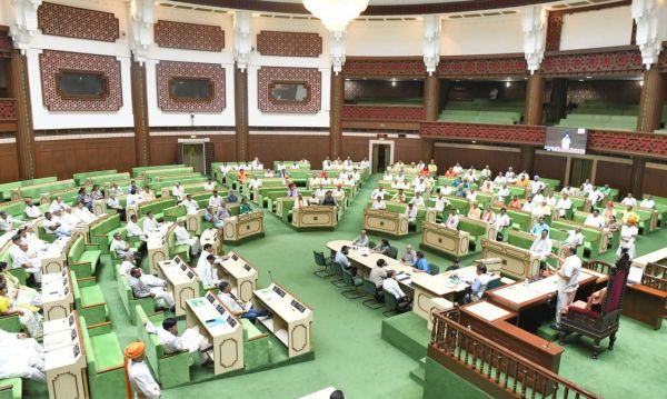 वार्षिकी 2025 : चर्चा में रही ब्यूरोक्रेसी और सियासत