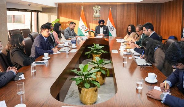 मंत्री सिरसा ने ओला, उबर, रैपिडो सहित टैक्सी एग्रीगेटर्स के साथ की बैठक, दिल्ली में राइड-शेयरिंग फिर शुरू होगी