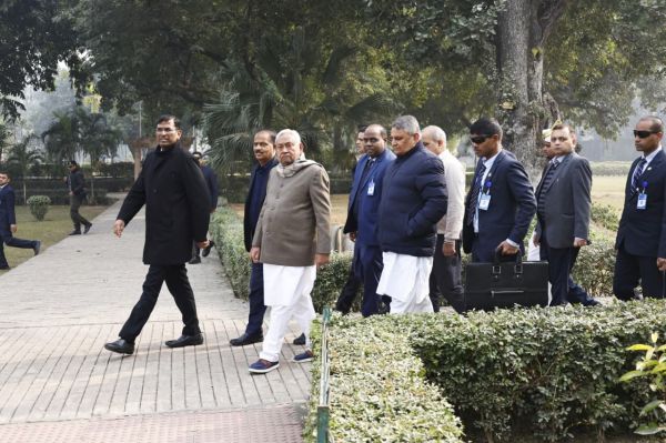 मुख्यमंत्री नीतीश कुमार ने किया कुम्हरार पार्क का निरीक्षण, सौंदर्यीकरण के दिए निर्देश