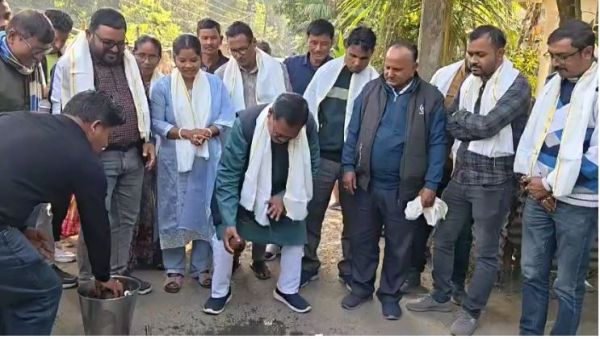 विधायक खगेश्वर राय ने किया चार सड़कों का शिलान्यास