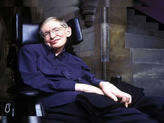 इतिहास के पन्नों में 08 जनवरी : महान वैज्ञानिक स्टीफन हॉकिंग अपने जीवनकाल में ही किंवदंती बन गए