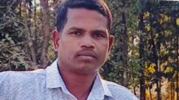 छत्तीसगढ़ के बीजापुर में पूर्व सरपंच भीमा मडकम की नक्सलियों ने की हत्या
