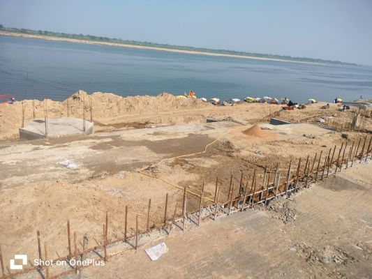 विंध्यधाम में घाट&ndash;पाथवे निर्माण पर अचानक ब्रेक, प्रशासन में हलचल