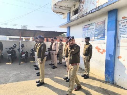 जांजगीर-चांपा : पुलिस अधीक्षक विजय कुमार पाण्डेय ने किया थाना बिर्रा का वार्षिक निरीक्षण