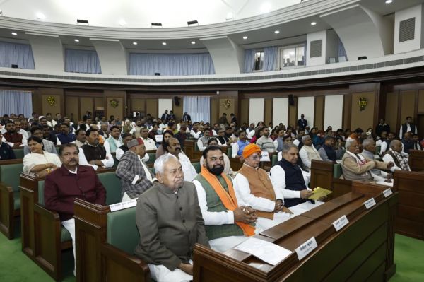 बिहार विधानमंडल में शोक प्रस्ताव के बाद कार्यवाही स्थगित, मंगलवार 11 बजे फिर बैठेगा सदन