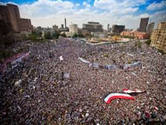 इतिहास के पन्नों में 11 फरवरी : दुनिया की राजनीति में बदलाव का दिन