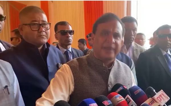 मुख्यमंत्री ने कांग्रेस नेताओं के विरुद्ध 500 करोड़ रुपये का मानहानि का किया केस