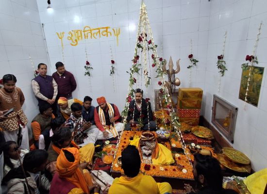 सारण में धूमधाम से मनाया गया बाबा भोलेनाथ का तिलक उत्सव