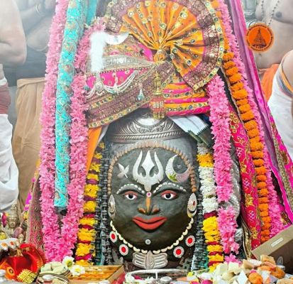 देश में सबसे पहले महाकाल मंदिर में हुई महाशिवरात्रि की शुरुआत, रात 2ः30 बजे खुले पट