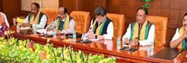 छत्तीसगढ़ में बजट सत्र से पहले भाजपा एवं कांग्रेस विधायक दल की बैठक आज