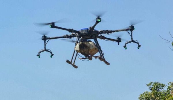 पुंछ में एलओसी के पास भारतीय सीमा में घुसा पाकिस्तान का ड्रोन, सेना ने की फायरिंग