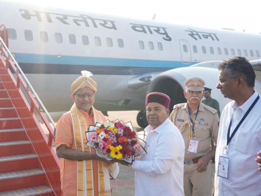 उपराष्ट्रपति राधाकृष्णन कर्नाटक के बेलगावी पहुंचे