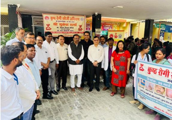 मुकेश शर्मा ने कुष्ठ रोगी खोजी अभियान का किया शुभारम्भ