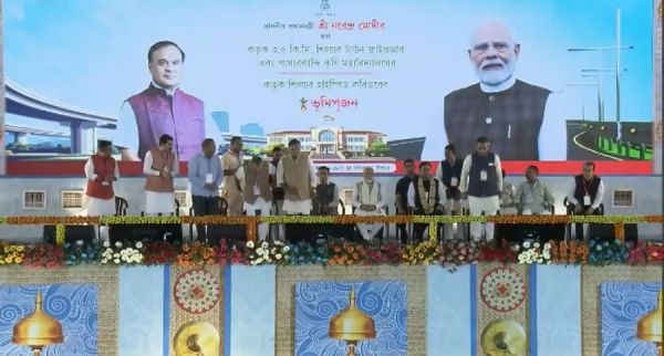प्रधानमंत्री मोदी ने 23,550 करोड़ के एक्सप्रेसवे प्रोजेक्ट समेत तीन परियोजनाओं की रखी आधारशिला