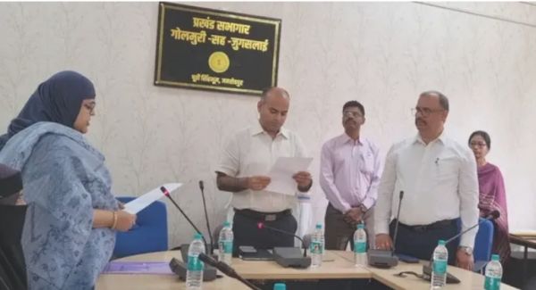 जुगसलाई नगर परिषद के अध्यक्ष नौशीन खान और 22 वार्ड सदस्यों ने लिया शपथ