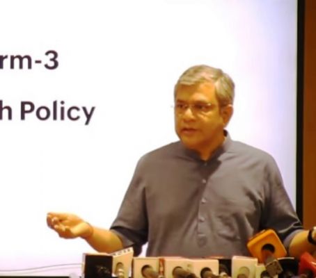 रेल पटरी पार करते समय होने वाली दुर्घटनाओं पर लगेगी रोक, 12 घंटे में बनेंगी पुलिया : अश्विनी वैष्णव