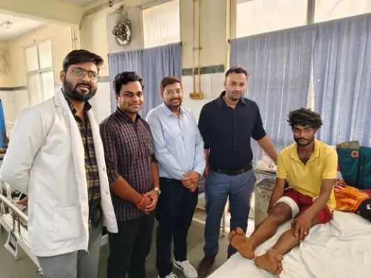 बिलासपुर सिम्स में सफल सर्जरी, जांघ में फंसी गोली निकाली, मरीज का पैर बचाया