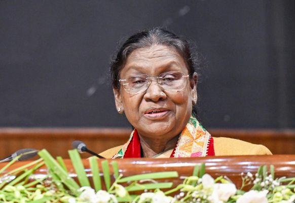 राष्ट्रपति द्रौपदी मुर्मू आज एक दिवसीय बिहार यात्रा पर रहेंगी।