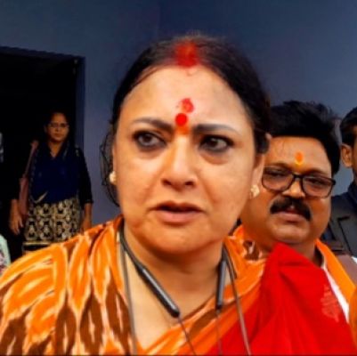 (संशोधित) चुनाव 26 : अग्निमित्रा पाल के विधायक बनने के बाद आय में आई गिरावट