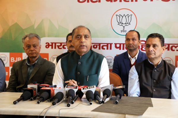 पाकिस्तान की तरह हिमाचल भी आर्थिक दिवालियापन की कगार पर : जयराम ठाकुर