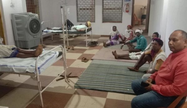 मप्र के डिंडौरी जिले में दशगात्र भोज के बाद बिगड़ी 70 से ज्यादा ग्रामीणों की तबीयत, अस्पताल में भर्ती