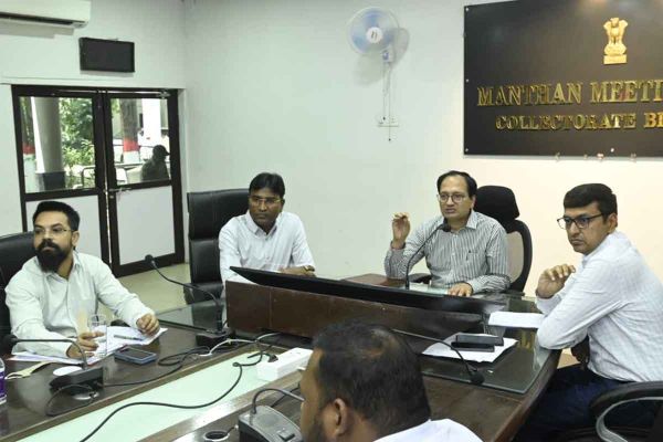 सुशासन तिहार की तैयारी तेज, कलेक्टर ने बैठक में अधिकारियों को दिए निर्देश